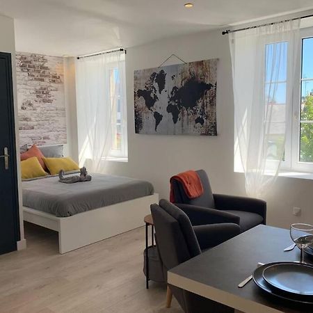 Le Petit Loft - Studio - Wifi - Coeur De Ville - Parking Pont-l'Abbe Exterior foto