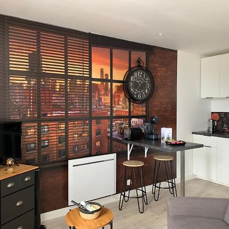 Le Petit Loft - Studio - Wifi - Coeur De Ville - Parking Pont-l'Abbe Exterior foto